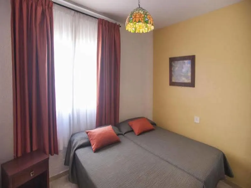 Апартаменты Apartamentos La Jabega Фуэнхирола