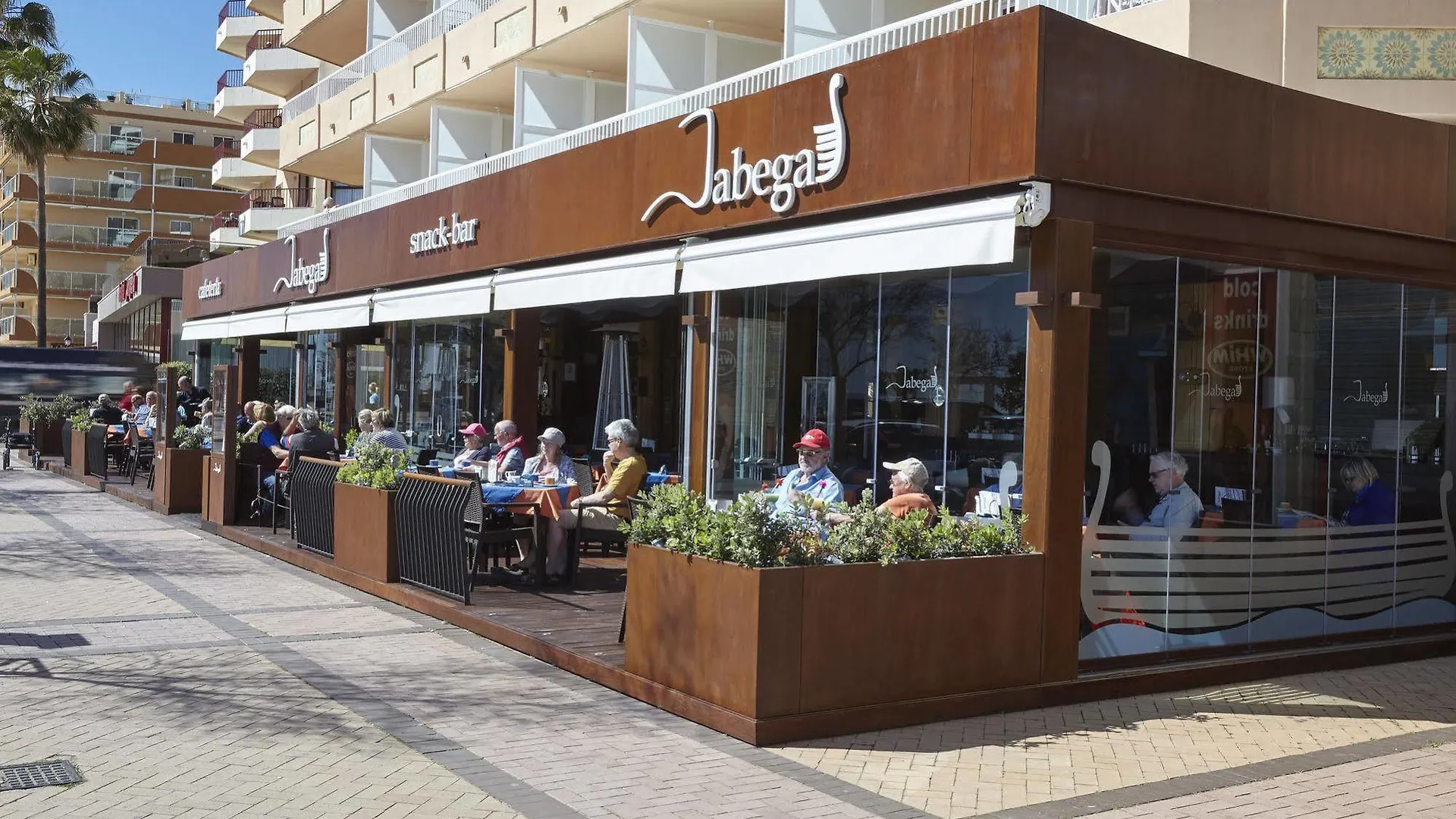 Apartamentos La Jabega Фуэнхирола