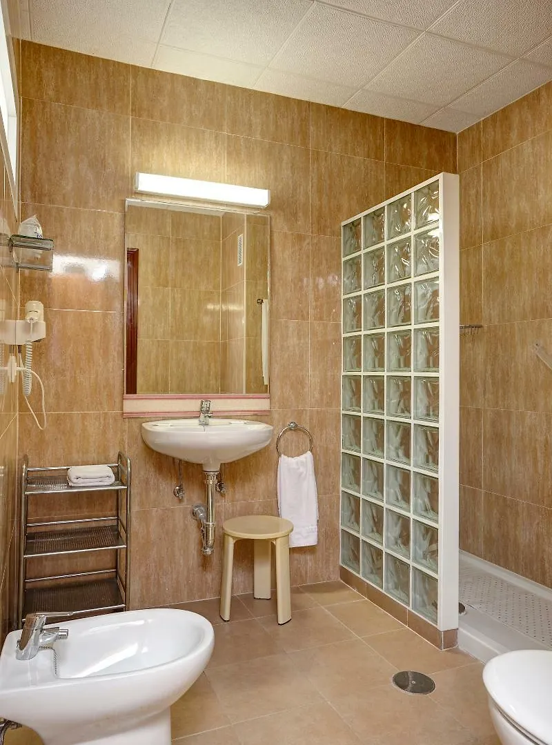 Apartamentos La Jabega Фуэнхирола 0*,