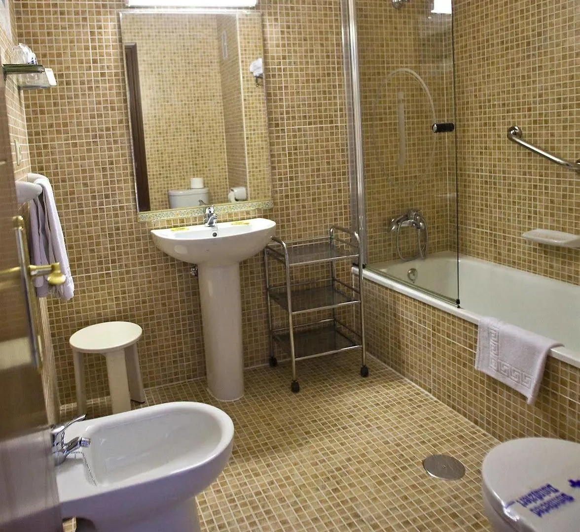 Apartamentos La Jabega Fuengirola 0*,  Spanien